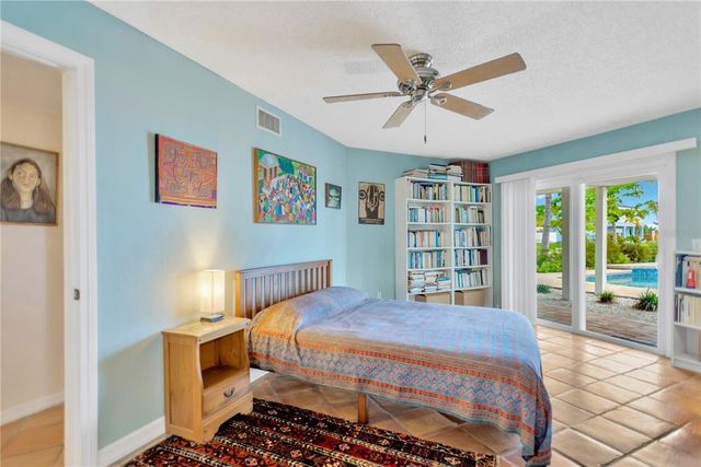 3601 COQUINA KEY DRIVE SE, St Petersburg, FL 33706