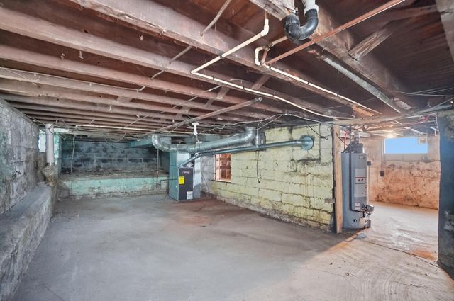 1591-1593 E Weber Road, Columbus, OH 43211