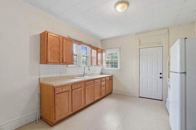 1591-1593 E Weber Road, Columbus, OH 43211