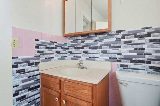 1591-1593 E Weber Road, Columbus, OH 43211