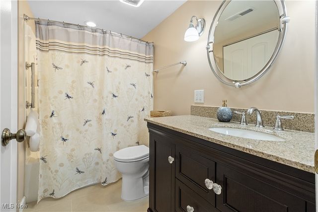 22934 Mastick Road 102, Fairview Park, OH 44126