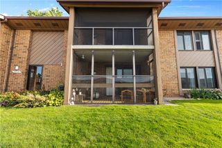 22934 Mastick Road 102, Fairview Park, OH 44126