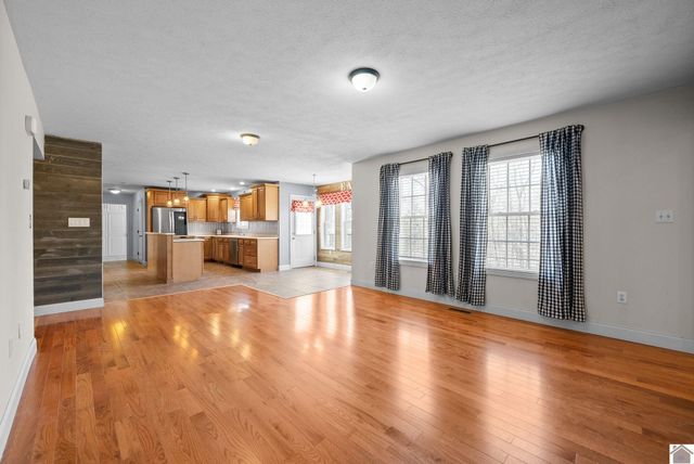 6603 GREENVILLE ROAD, Hopkinsville, KY 42240