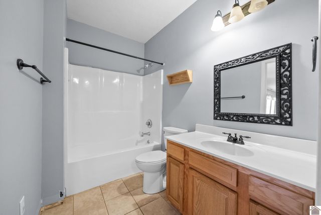 6603 GREENVILLE ROAD, Hopkinsville, KY 42240