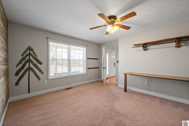 6603 GREENVILLE ROAD, Hopkinsville, KY 42240