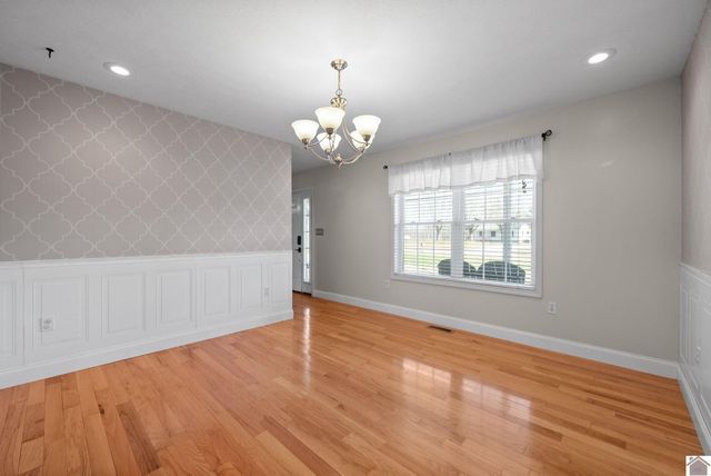 6603 GREENVILLE ROAD, Hopkinsville, KY 42240
