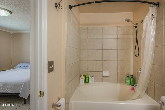 3061 Jose Ortiz Lane, El Paso, TX 79936