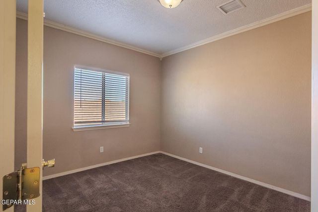 3061 Jose Ortiz Lane, El Paso, TX 79936