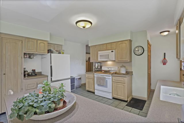 11620 Highland Park, Logan, OH 43138