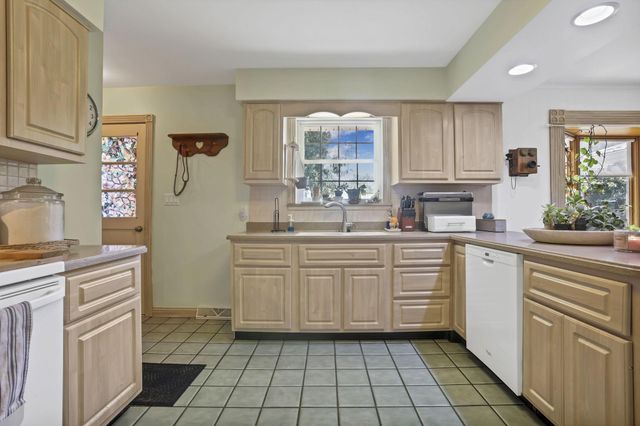 11620 Highland Park, Logan, OH 43138