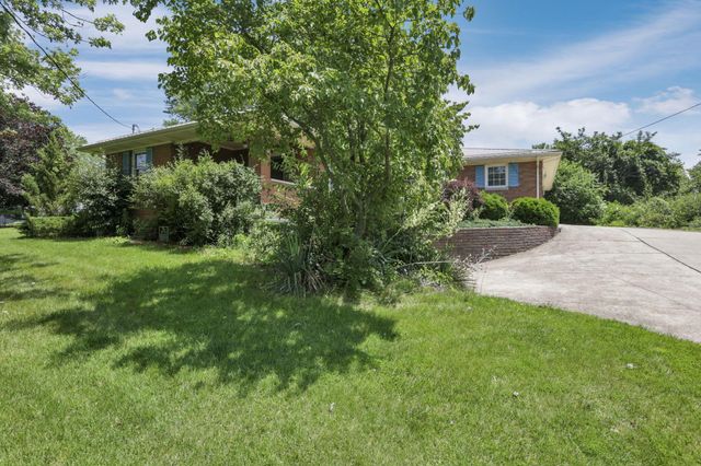 11620 Highland Park, Logan, OH 43138