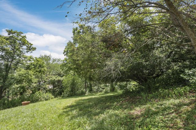 11620 Highland Park, Logan, OH 43138