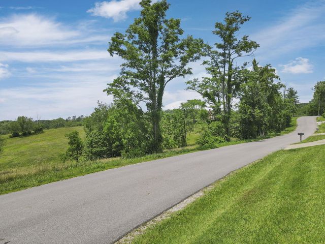 11620 Highland Park, Logan, OH 43138