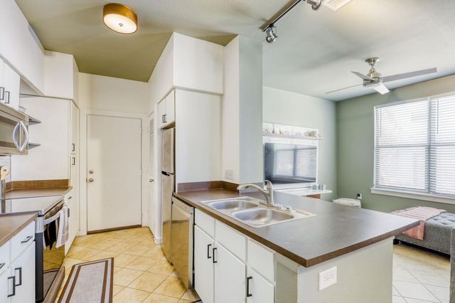 1201 Grove BLVD 502, Austin, TX 78741