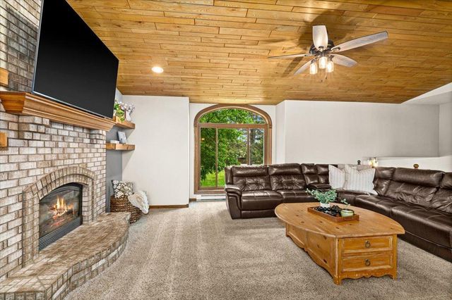4909 Whitetail Drive, Hermantown, MN 55811
