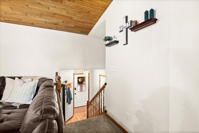 4909 Whitetail Drive, Hermantown, MN 55811