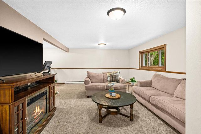 4909 Whitetail Drive, Hermantown, MN 55811