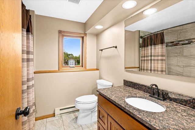 4909 Whitetail Drive, Hermantown, MN 55811