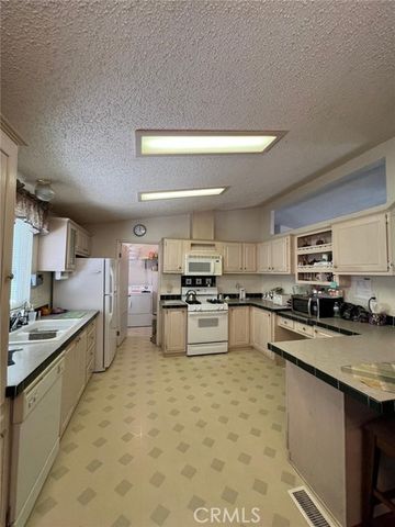 320 N Park Vista Street 109, Anaheim, CA 92806