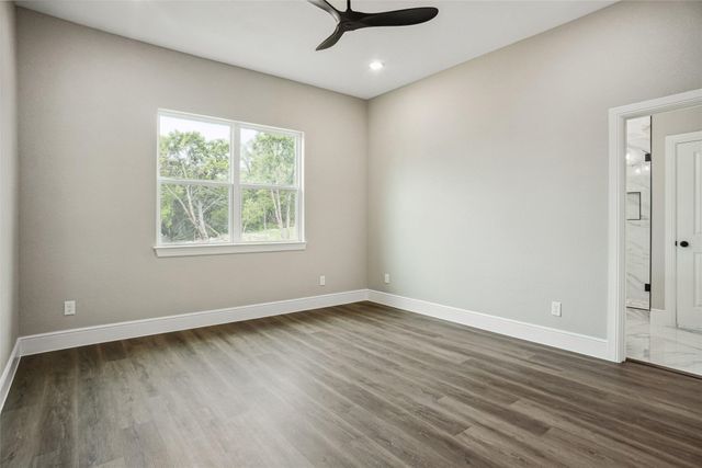 5010 Terlingua Drive, Granbury, TX 76048