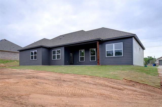 5010 Terlingua Drive, Granbury, TX 76048