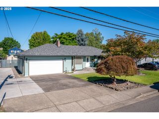 153 S 26TH Ave, Cornelius, OR 97113