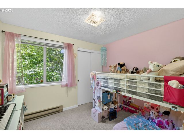 44 EAGLE CREST Dr 18, Lake Oswego, OR 97035