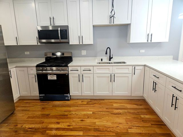 4521 S Mozart Street 2, Chicago, IL 60632