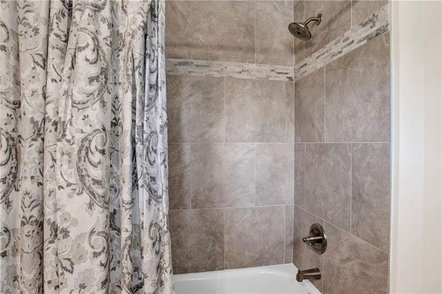 27 Mckeough Avenue, Saraland, AL 36571