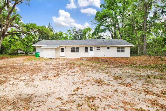 27 Mckeough Avenue, Saraland, AL 36571