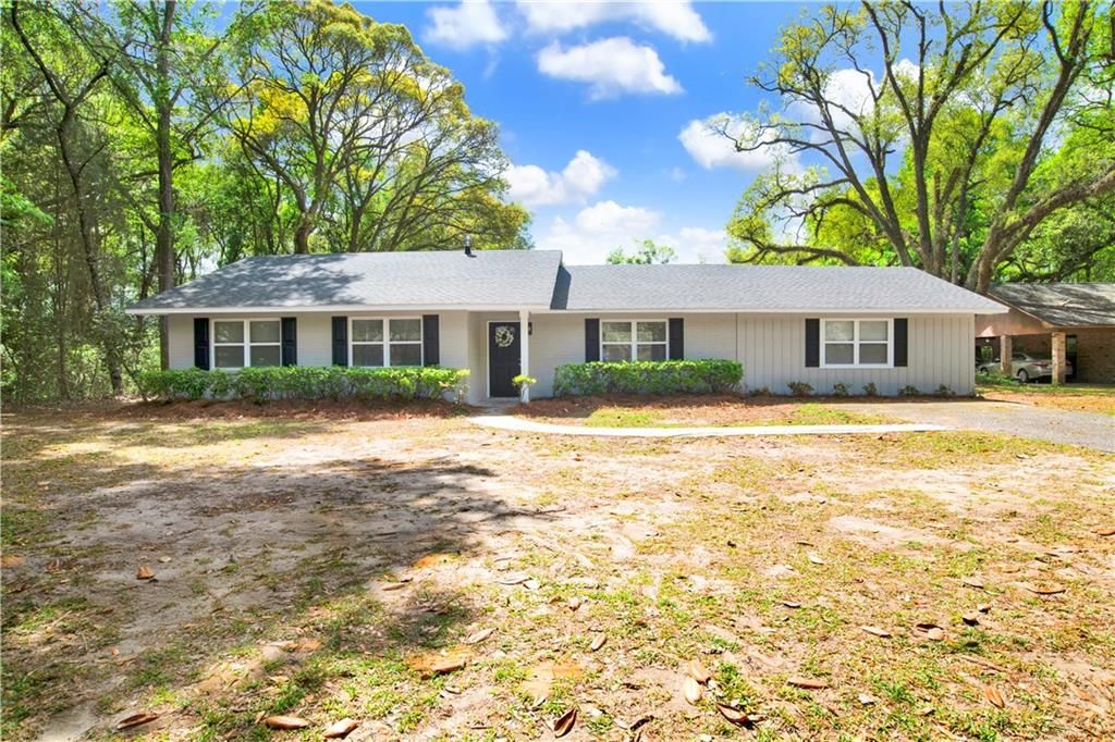 27 Mckeough Avenue, Saraland, AL 36571
