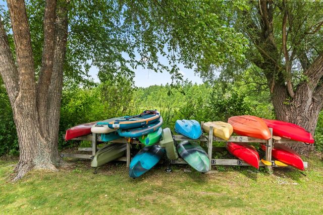 1722 Journeys DRIVE, Hartland, WI 53029