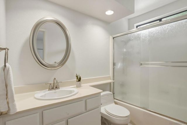 5375 Rio Plata Dr., Oceanside, CA 92057
