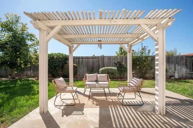 5375 Rio Plata Dr., Oceanside, CA 92057