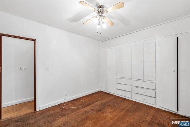 574 Chestnut Street, Twp Of Washington, NJ 07676