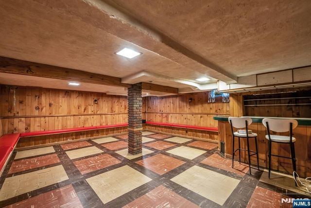 574 Chestnut Street, Twp Of Washington, NJ 07676