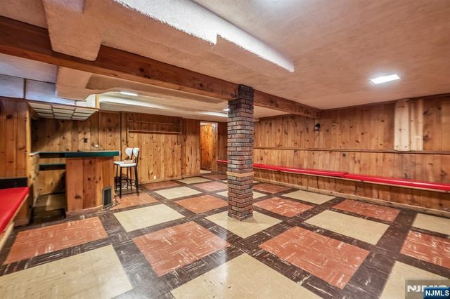 574 Chestnut Street, Twp Of Washington, NJ 07676