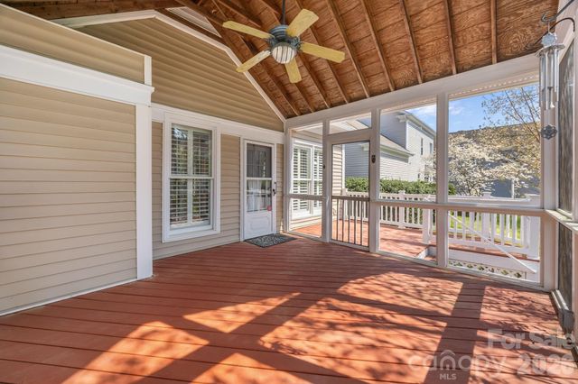 824 Garbow Court, Charlotte, NC 28270