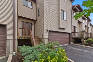 5 Kings Court, Nanuet, NY 10954