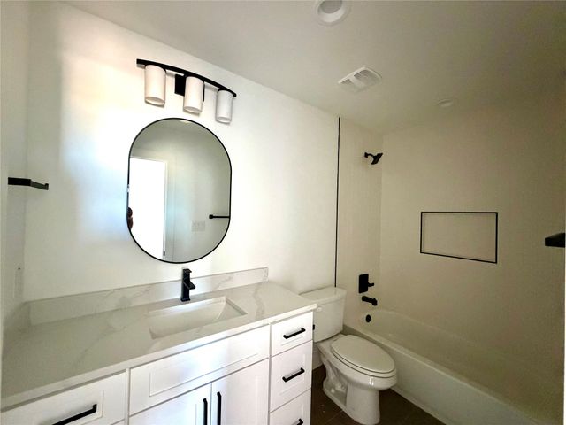 8902 Lowell Street, Rowlett, TX 75089