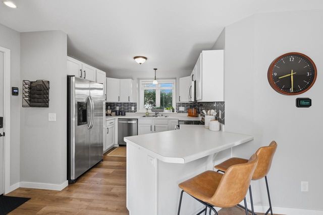 1271 Gas Light Drive, Sun Prairie, WI 53590