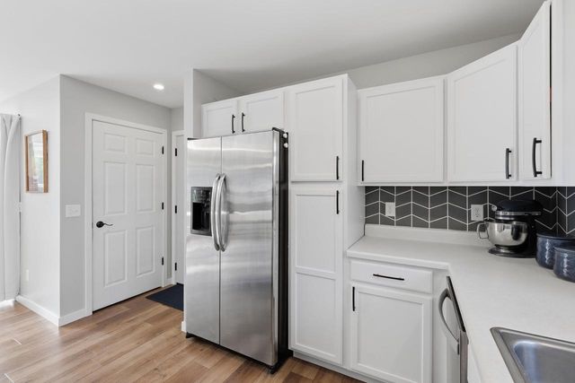 1271 Gas Light Drive, Sun Prairie, WI 53590