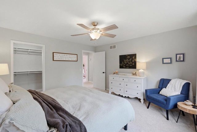 1271 Gas Light Drive, Sun Prairie, WI 53590