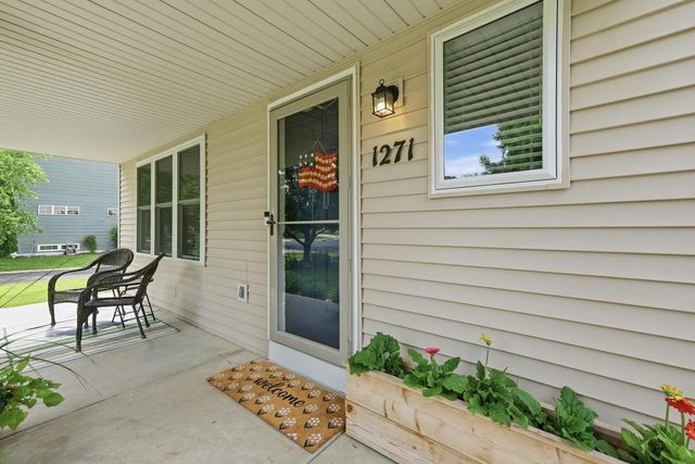 1271 Gas Light Drive, Sun Prairie, WI 53590
