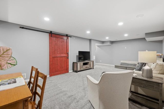 1271 Gas Light Drive, Sun Prairie, WI 53590