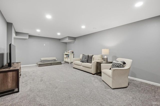 1271 Gas Light Drive, Sun Prairie, WI 53590