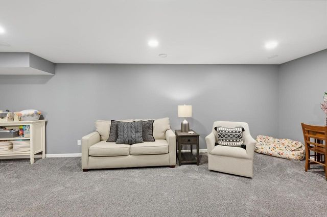 1271 Gas Light Drive, Sun Prairie, WI 53590