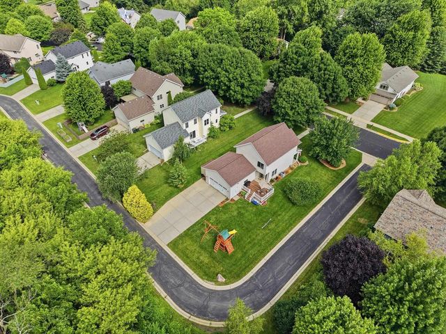 1271 Gas Light Drive, Sun Prairie, WI 53590