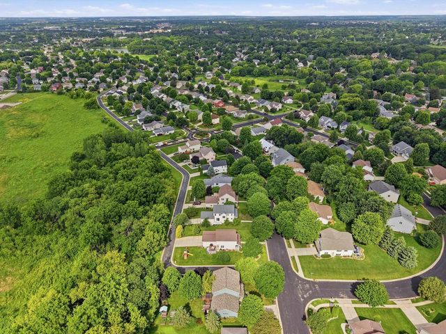 1271 Gas Light Drive, Sun Prairie, WI 53590
