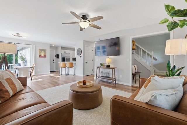 1271 Gas Light Drive, Sun Prairie, WI 53590